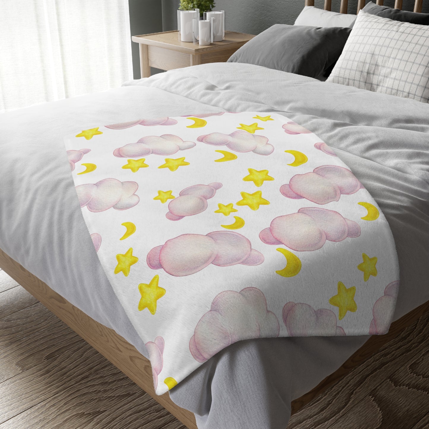 Cozy Celestial Microfiber Blanket - Two-Sided Cloud & Star Print